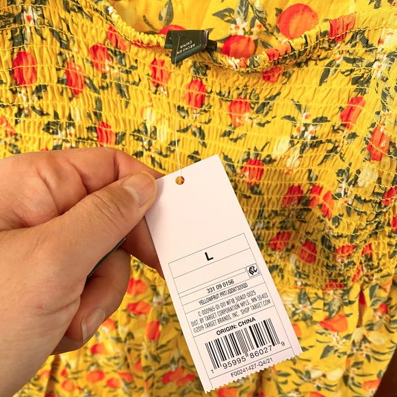 Wild Fable Yellow Fruit Print Sleeveless Button Front Romper- Women’s Size Large - Picture 5 of 9